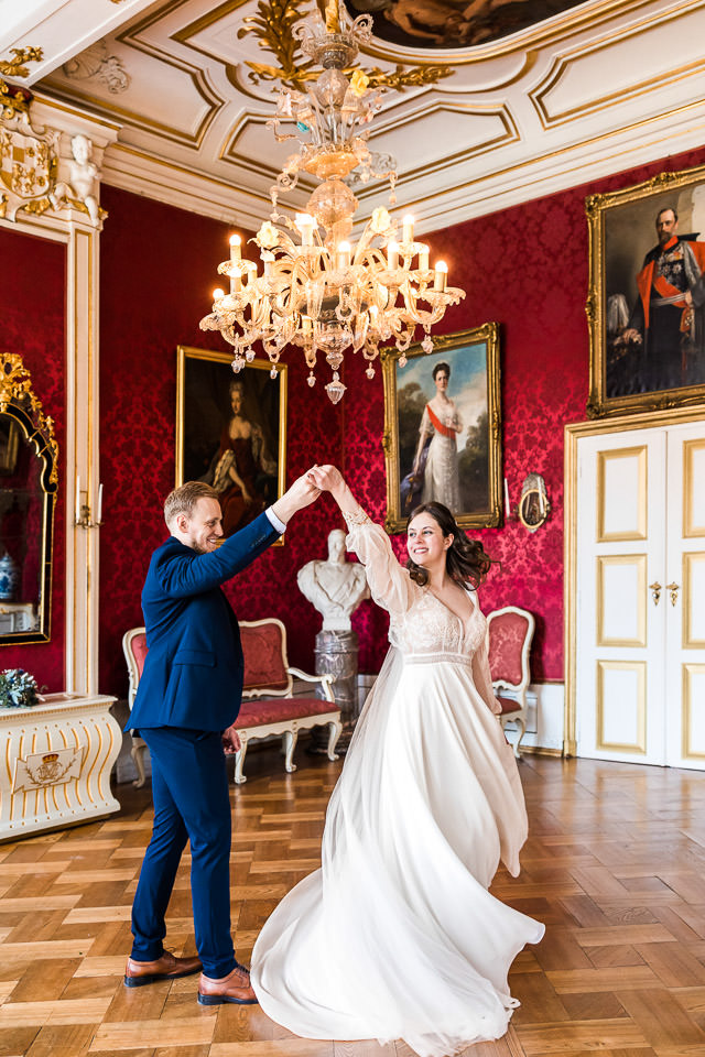 Hochzeitstanz auf Schloss Detmold
